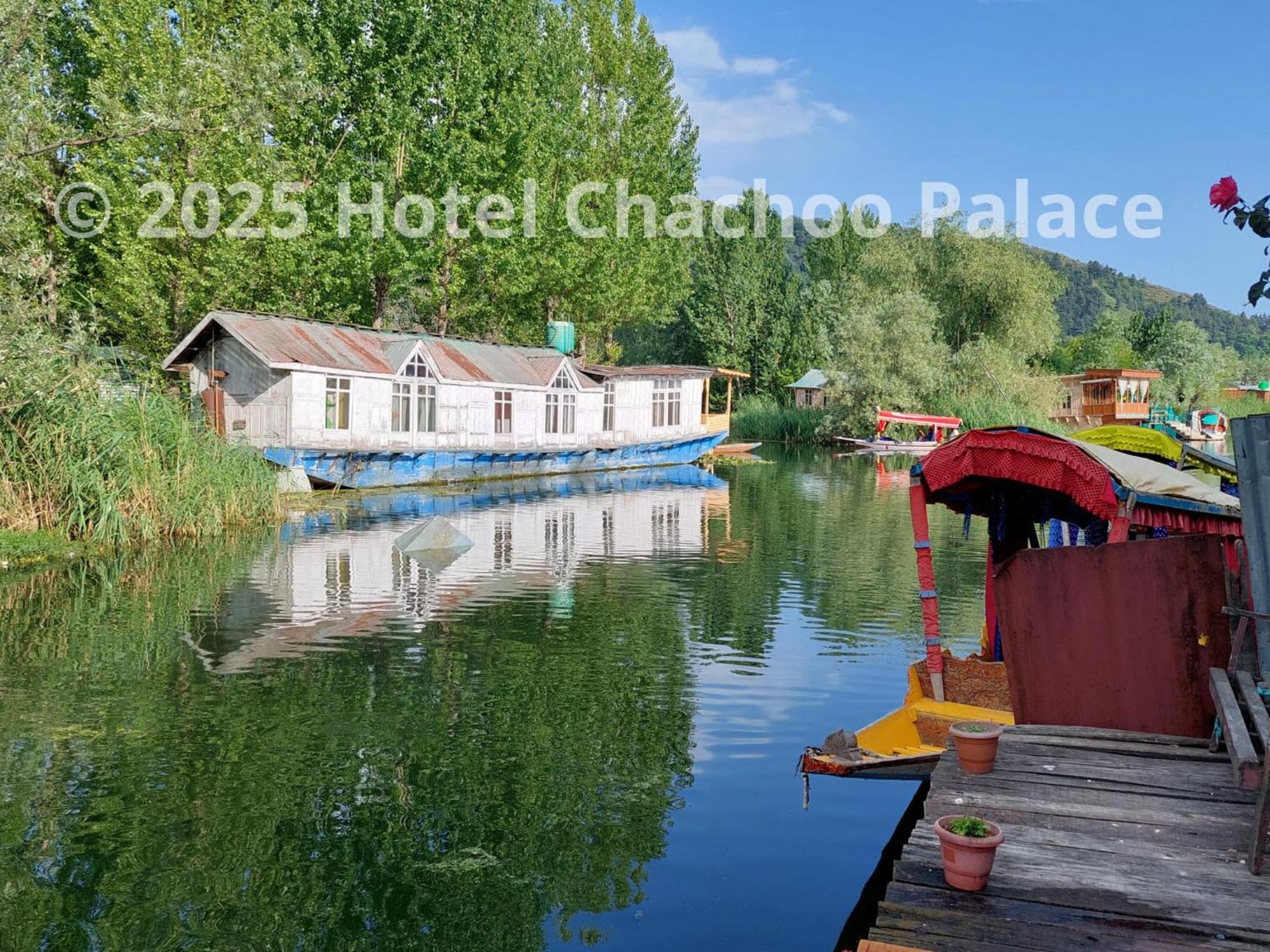Hotel Chachoo Palace Srīnagar Exterior foto
