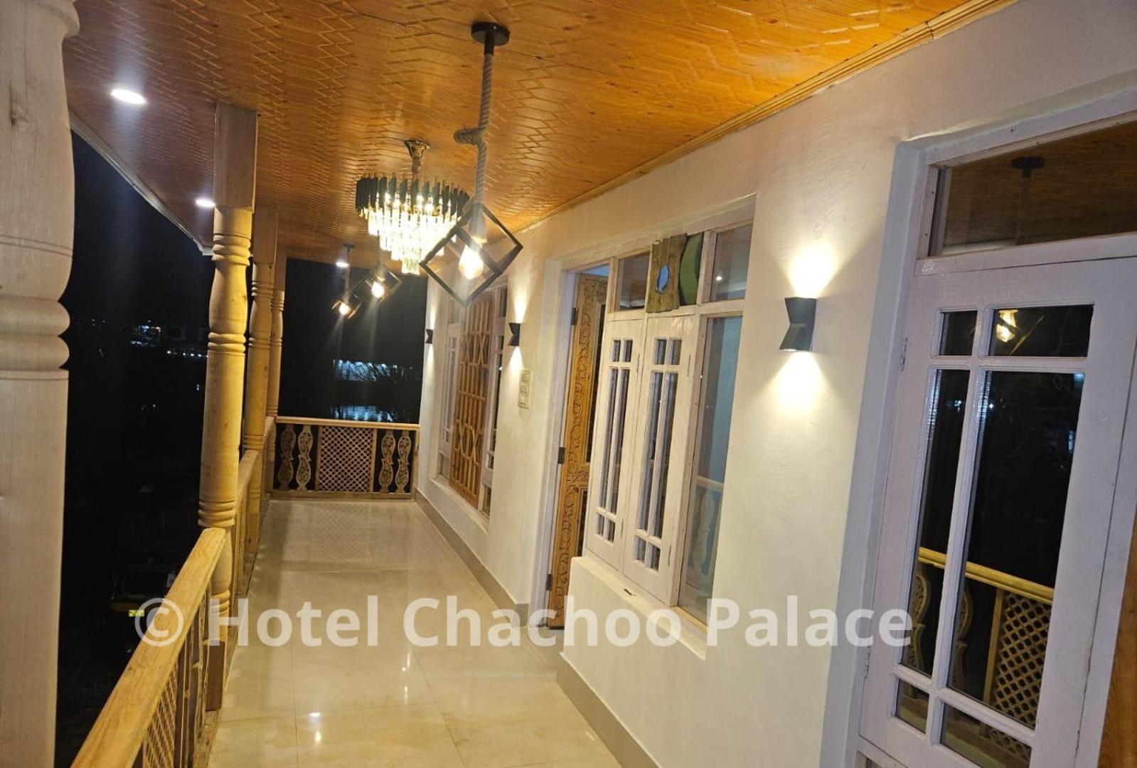 Hotel Chachoo Palace Srīnagar Exterior foto